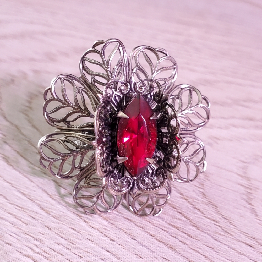 Vintage Red Ruby Gemstone Ring (Size 6) - Picture 1 of 7